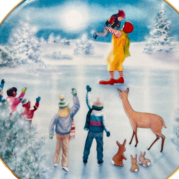 Ronald McDonald Ice Skating Winter Vintage Limited Edition Collectible Plate - Picture 2 of 9